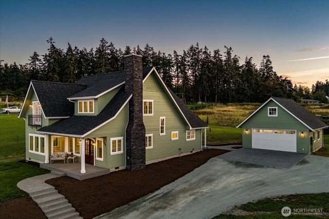 1649 Scenic Heights Road, Oak Harbor, WA 98277
