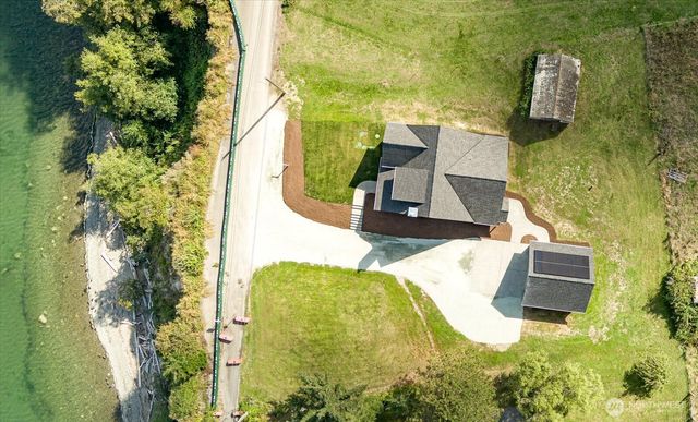 1649 Scenic Heights Road, Oak Harbor, WA 98277