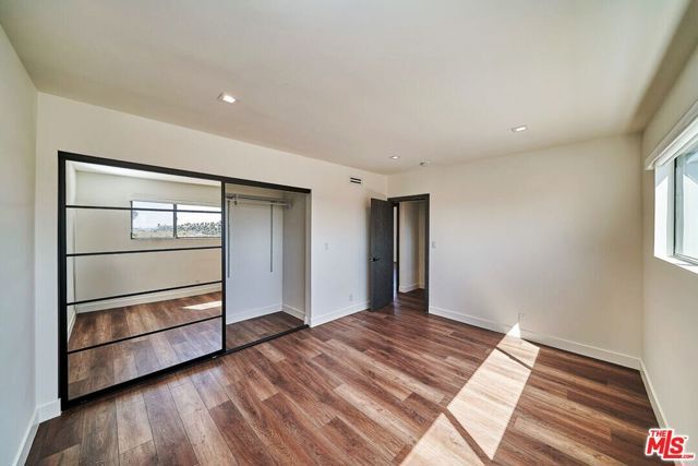 145 S Maple Drive 401, Beverly Hills, CA 90212