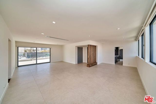 145 S Maple Drive 401, Beverly Hills, CA 90212
