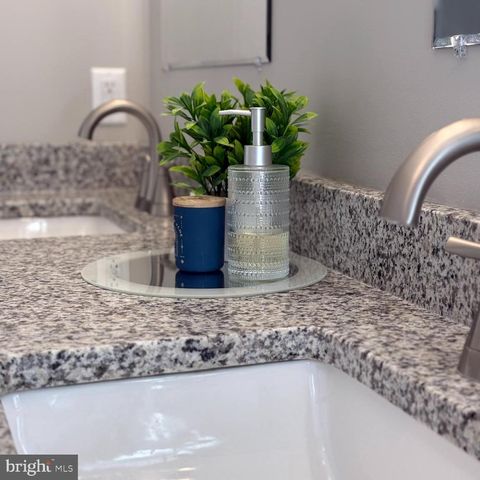 284 LOUDOUN, Strasburg, VA 22657