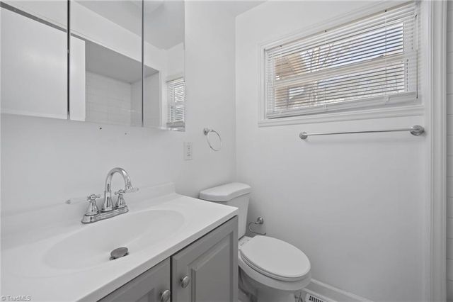 3420 Forest Lane, Pfafftown, NC 27040