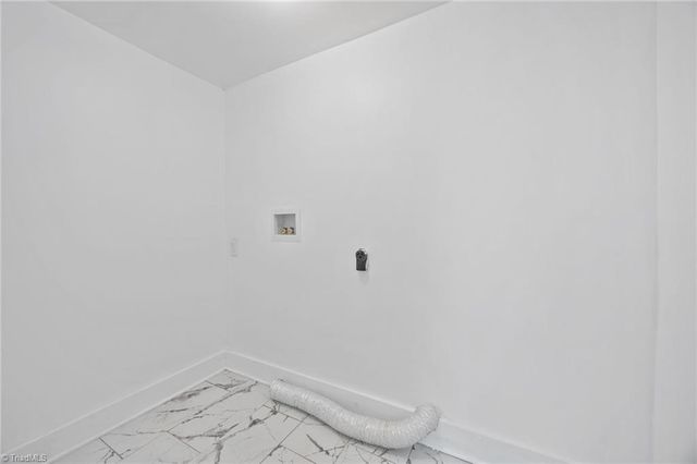 3420 Forest Lane, Pfafftown, NC 27040