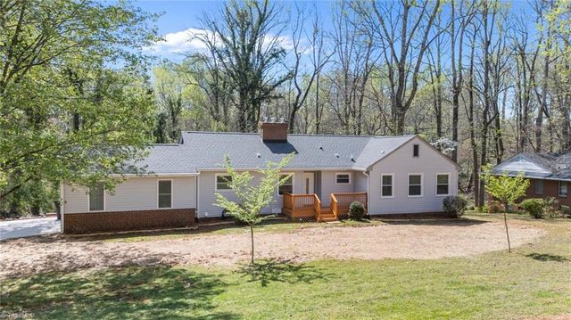 3420 Forest Lane, Pfafftown, NC 27040