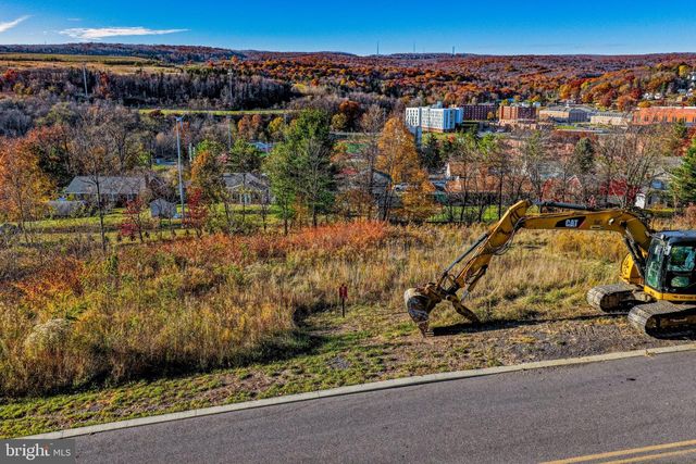 126 BRADDOCK HTS, Frostburg, MD 21532