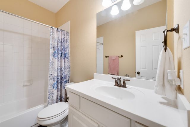 1036 Knoxbridge Road, Forney, TX 75126