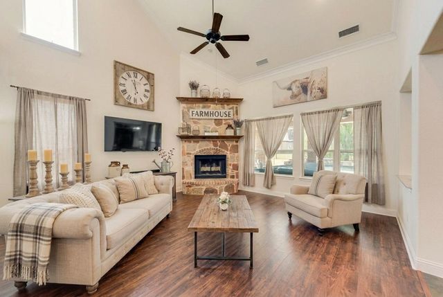 1036 Knoxbridge Road, Forney, TX 75126