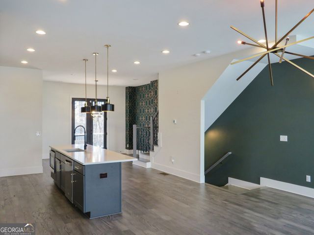 2452 Sycamore Road NW, Atlanta, GA 30318