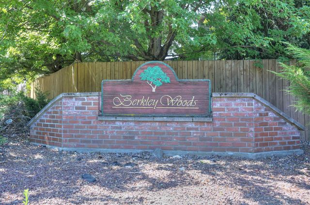 3204 E 42nd Ave, Spokane, WA 99223