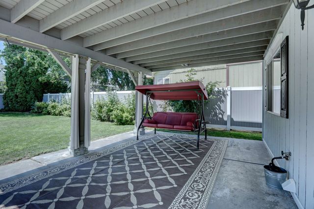 3204 E 42nd Ave, Spokane, WA 99223