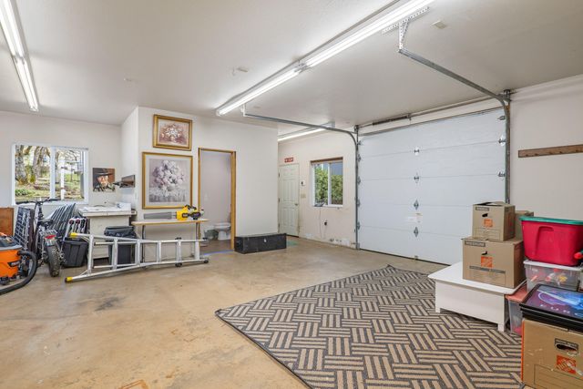 342 Appaloosa Lane, Grants Pass, OR 97526