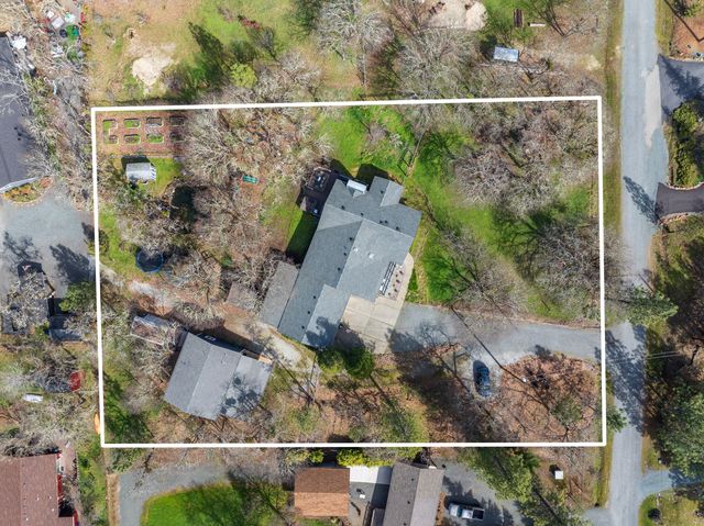 342 Appaloosa Lane, Grants Pass, OR 97526