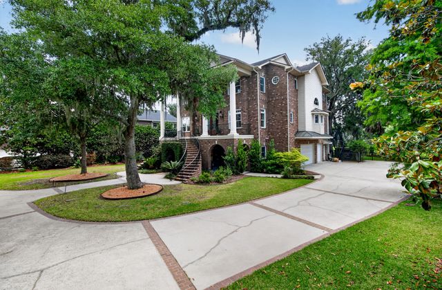 4226 Club Course Drive, North Charleston, SC 29420