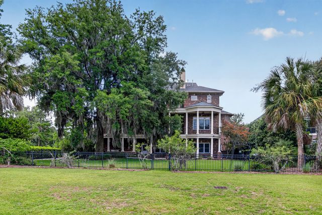 4226 Club Course Drive, North Charleston, SC 29420