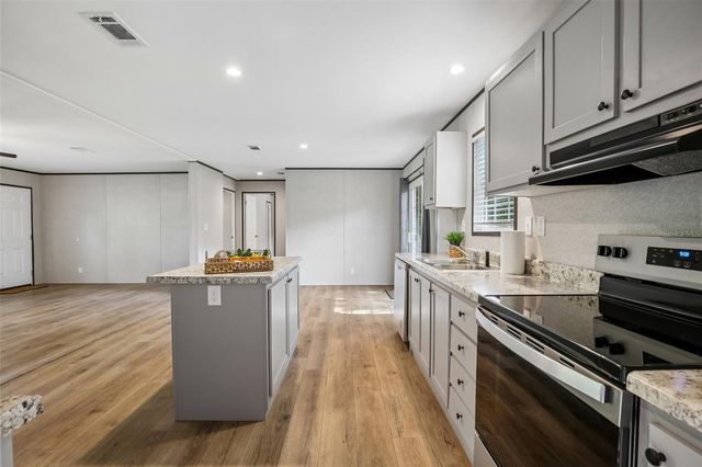 11487 SW 42ND TERRACE, Webster, FL 33597