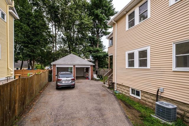 100-102 Webster St 1, Arlington, MA 02474