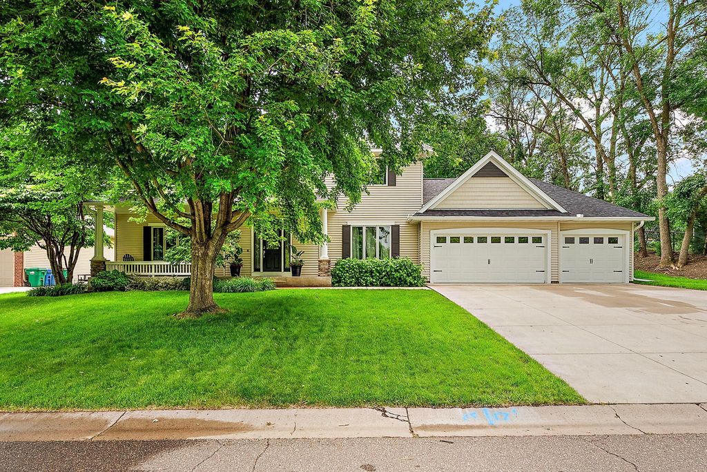 4860 Minnesota Lane N, Plymouth, MN 55446