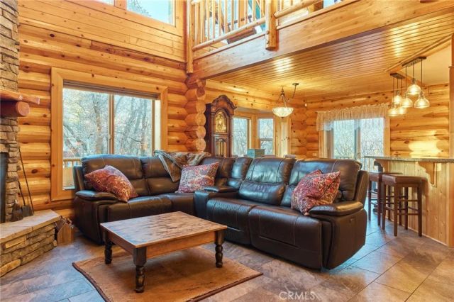 654 Villa Grove Drive, Big Bear City, CA 92314