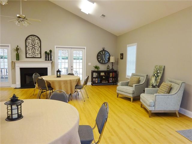 226 Hames Road 340, Woodstock, GA 30188