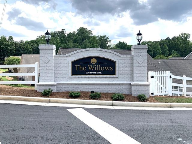 226 Hames Road 340, Woodstock, GA 30188