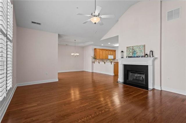 226 Hames Road 340, Woodstock, GA 30188