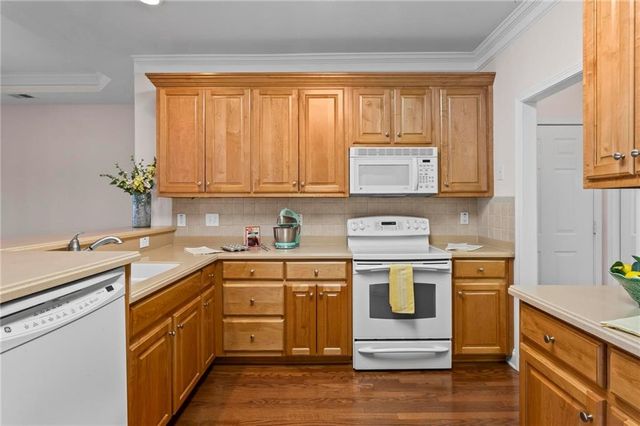 226 Hames Road 340, Woodstock, GA 30188