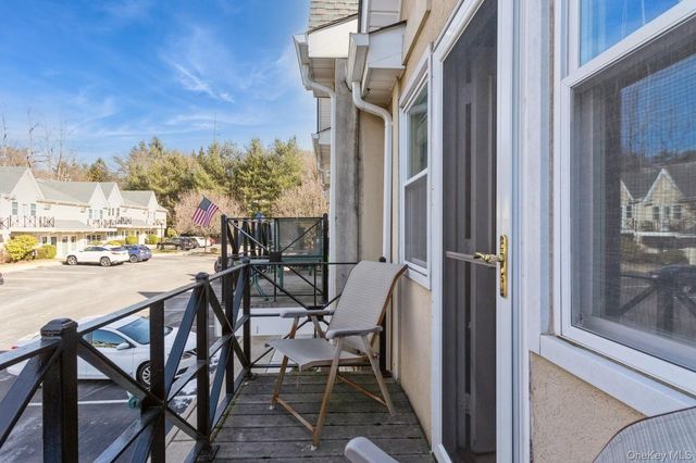 308 Cambridge Court, Glen Cove, NY 11542