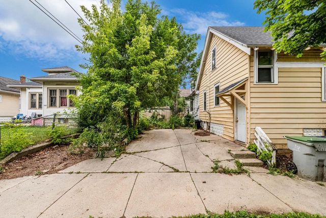 3544 N 23rd STREET, Milwaukee, WI 53206