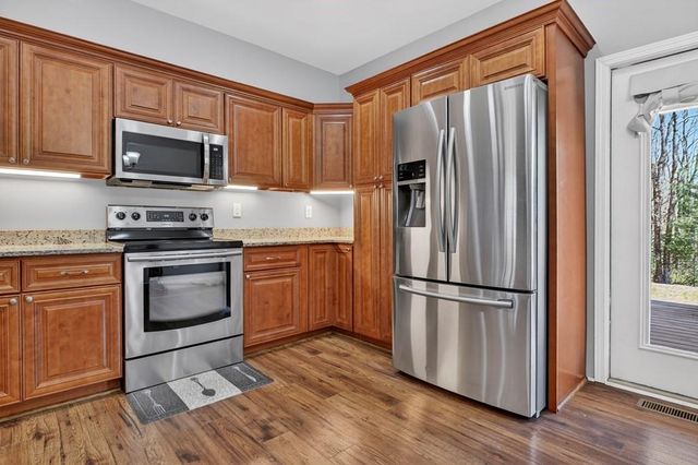 1073 Old Burnt Mountain Road, Ellijay, GA 30536