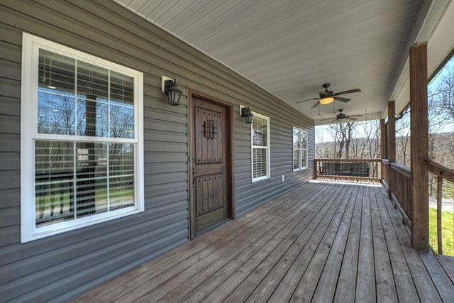 1073 Old Burnt Mountain Road, Ellijay, GA 30536