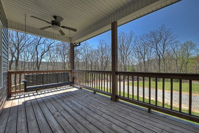 1073 Old Burnt Mountain Road, Ellijay, GA 30536
