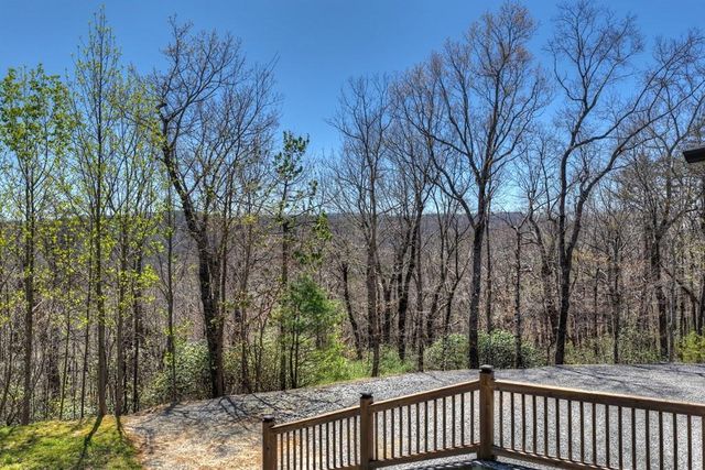 1073 Old Burnt Mountain Road, Ellijay, GA 30536