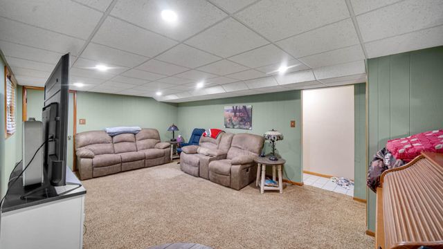 9507 Cleveland, Crown Point, IN 46307