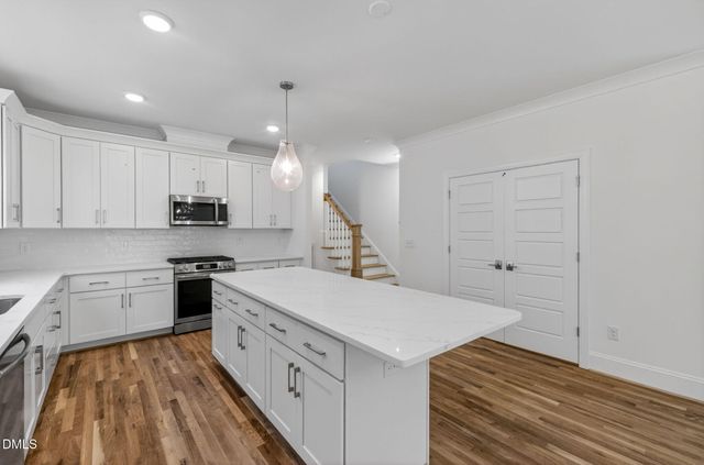 516 Heather Drive, Raleigh, NC 27606