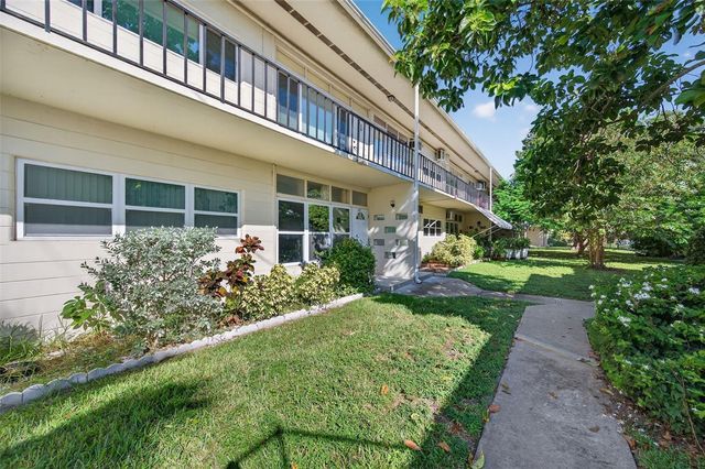 4001 58TH STREET N 14, Kenneth City, FL 33709