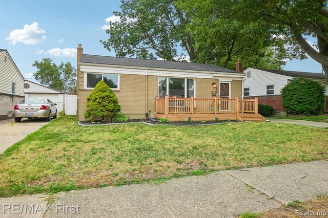 320 Hecht Drive, Madison Heights, MI 48071