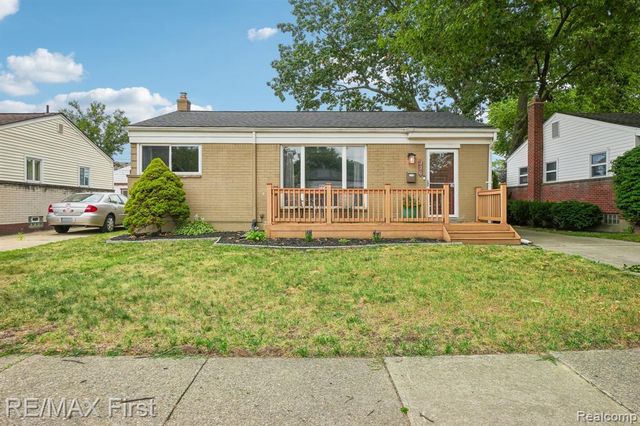 320 Hecht Drive, Madison Heights, MI 48071