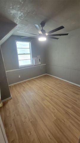 12018 Sandpiper Road, Angleton, TX 77515