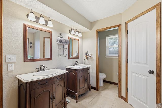 405 Lantern Ridge, Mansfield, TX 76063
