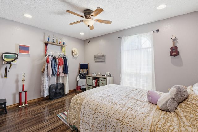 405 Lantern Ridge, Mansfield, TX 76063