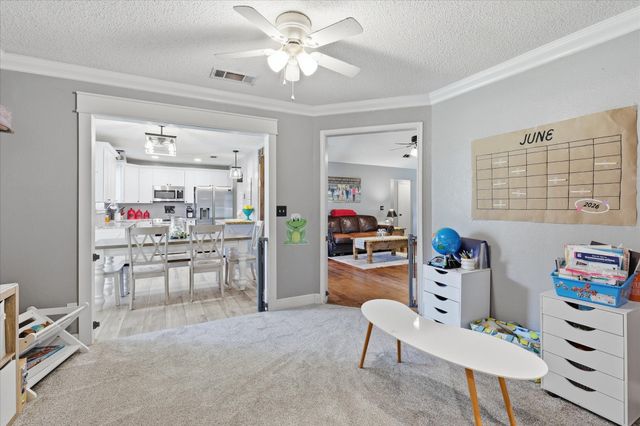 405 Lantern Ridge, Mansfield, TX 76063