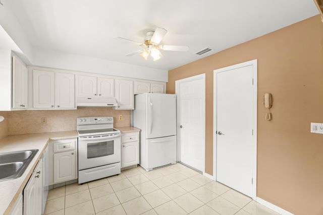 4655 Mahoe Tree Place A, Boynton Beach, FL 33436