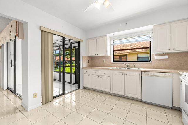 4655 Mahoe Tree Place A, Boynton Beach, FL 33436