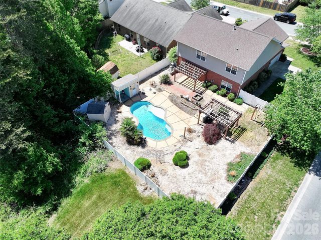 1758 Newland Road, Denver, NC 28037