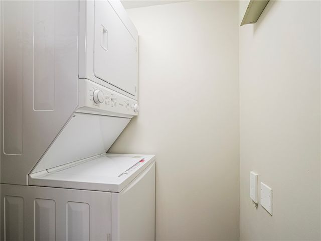 1590 S 42nd Circle 105, Vero Beach, FL 32967