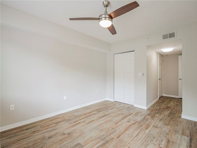 1590 S 42nd Circle 105, Vero Beach, FL 32967