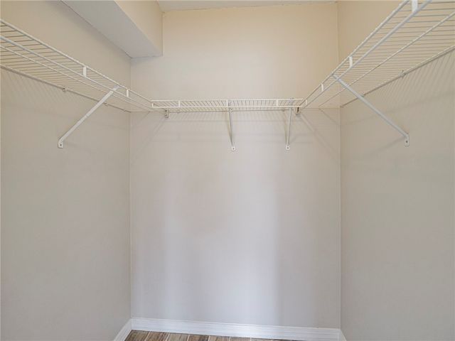 1590 S 42nd Circle 105, Vero Beach, FL 32967