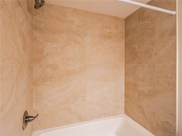 1590 S 42nd Circle 105, Vero Beach, FL 32967