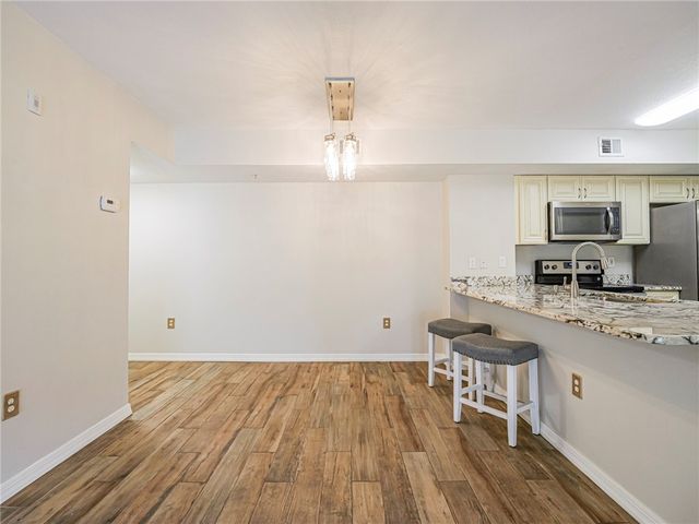 1590 S 42nd Circle 105, Vero Beach, FL 32967