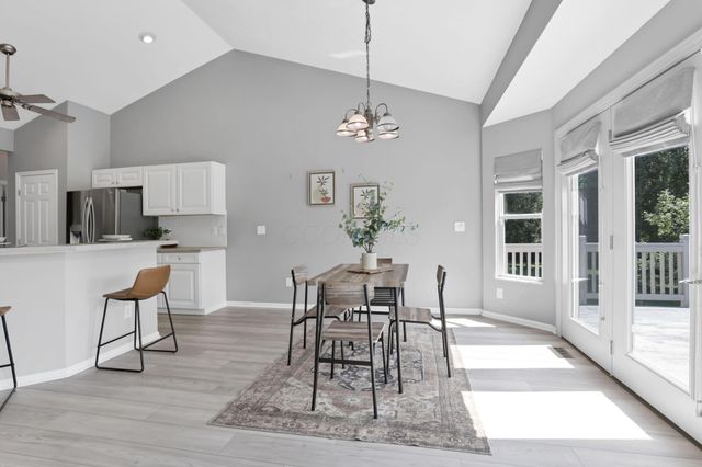 8857 Creekwood Drive, Canal Winchester, OH 43110